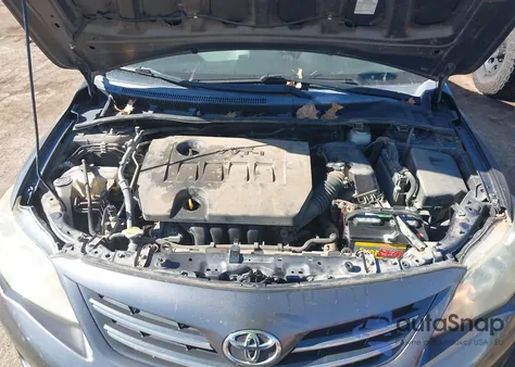 2013 Toyota Corolla Le z USA, uszkodzony, nr VIN 5YFBU4EE8DP219437